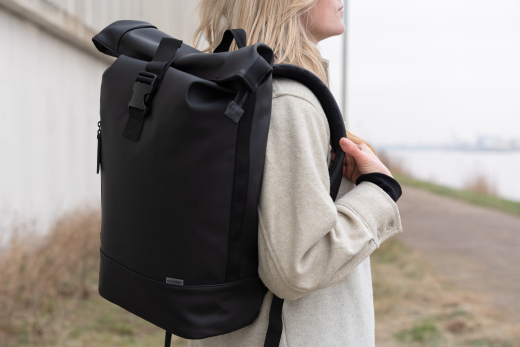 Dull PU Rol Rugtas 2.0 Zwart