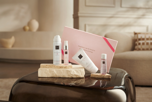 The Ritual of Sakura Small Gift Set 2026
