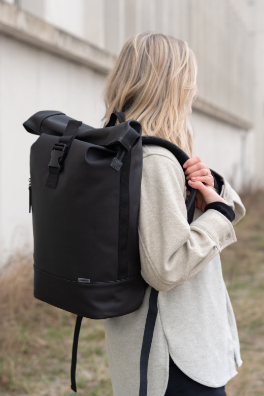 Dull PU Rol Rugtas 2.0 Zwart