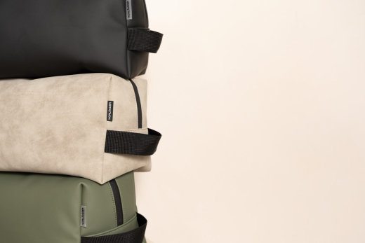 Dull PU Toilettas 2.0 Zwart