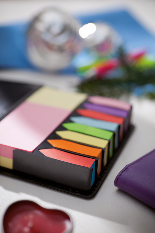 Kunstlederen box met zelfklevende memoblaadjes