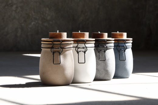 Kaarsenhouder pot grijs met houten deksel