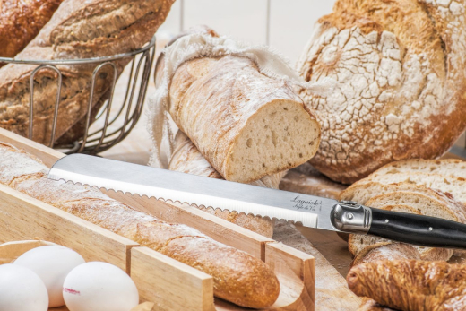 Broodmes zwart met stokbroodplank